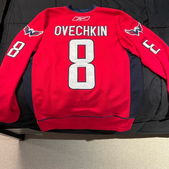 Capitals jersey - Picture 2 of 2